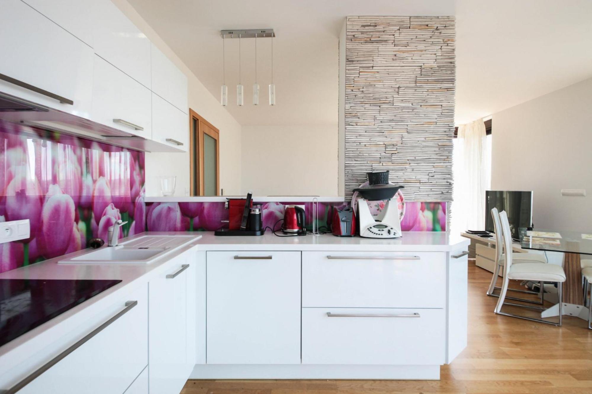 Cosy And Spacious With The View To The Garden Praga